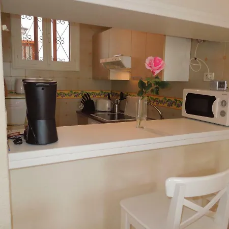 Vistasol, Beach Front With Heated Pool In Parque Santiago 2, Wifi Playa de las Americas (Tenerife)