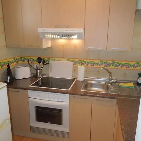 Apartment Vistasol, Beach Front With Heated Pool In Parque Santiago 2, Wifi Playa de las Americas (Tenerife)
