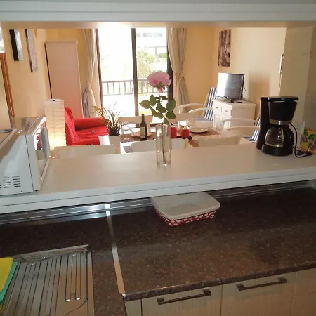 Vistasol, Beach Front With Heated Pool In Parque Santiago 2, Wifi Apartment Playa de las Americas (Tenerife)