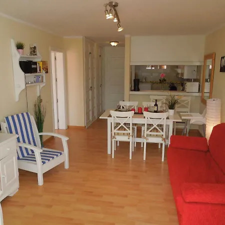 Vistasol, Beach Front With Heated Pool In Parque Santiago 2, Wifi Apartment Playa de las Americas (Tenerife)